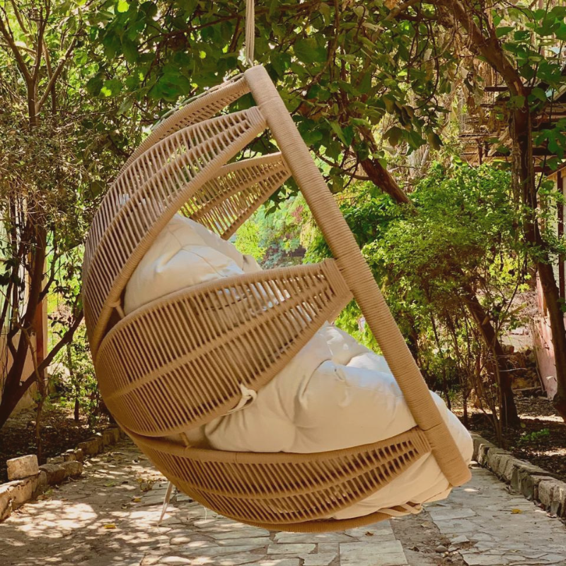 Amber Leaf Swing